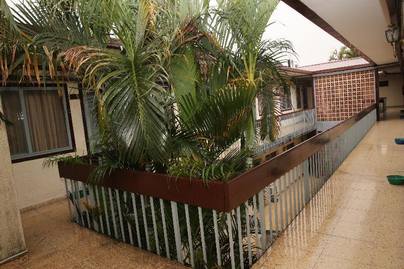 Hotel Bolivia ซานตาครูซเดอลาเซียร์รา ภายนอก รูปภาพ